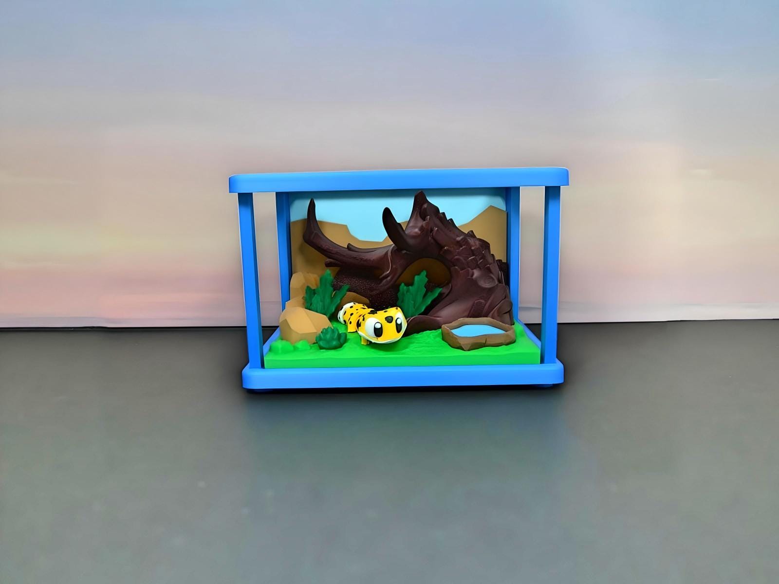 3D Printed Flexi Gecko Enclosure: Kids Toy Desk Buddy