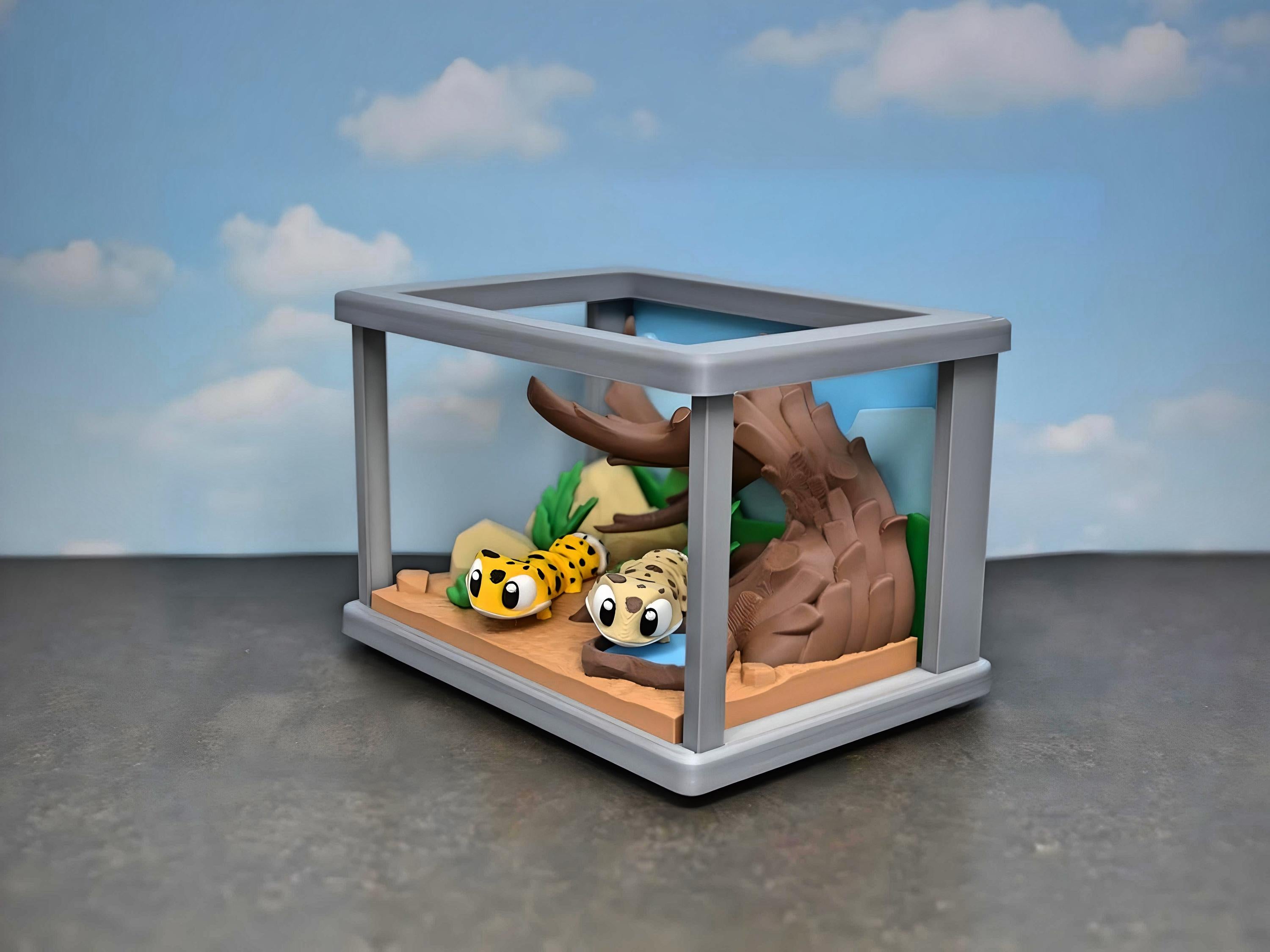 3D Printed Flexi Gecko Enclosure: Kids Toy Desk Buddy